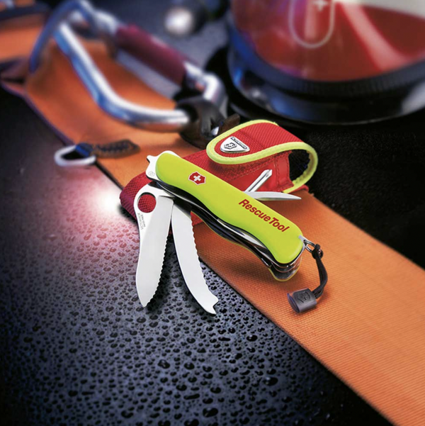 Victorinox Rescuetool color Amarillo - Imagen 2